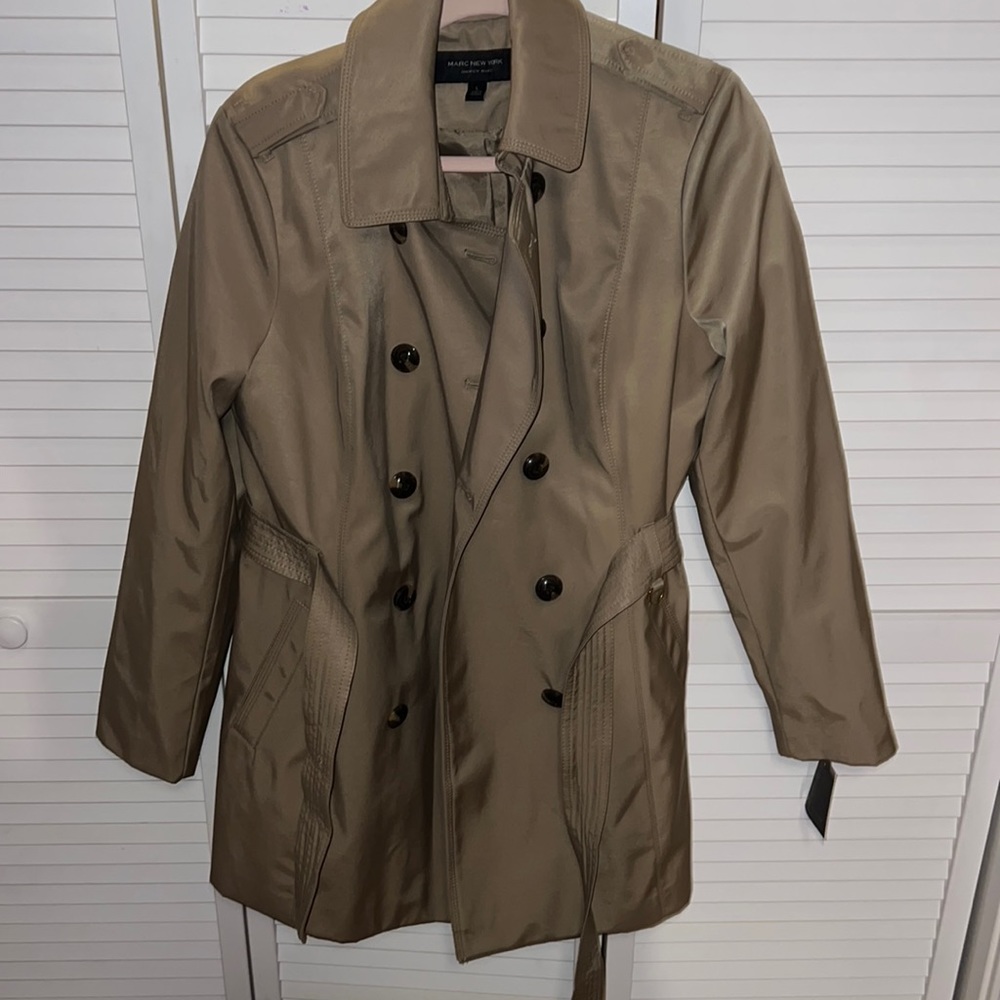 Women’s trench coat